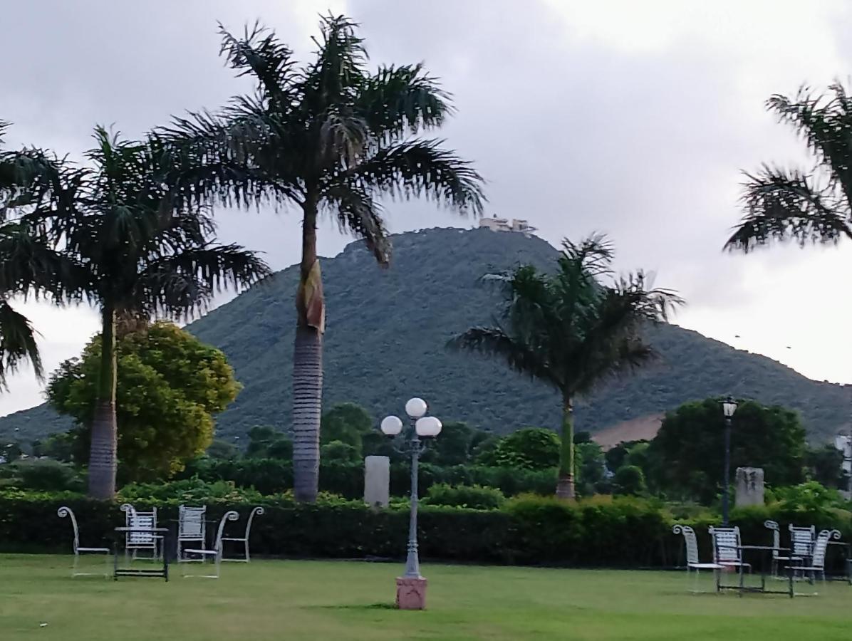 Resorts Country Side - Refined By Nature Pushkar Bagian luar foto