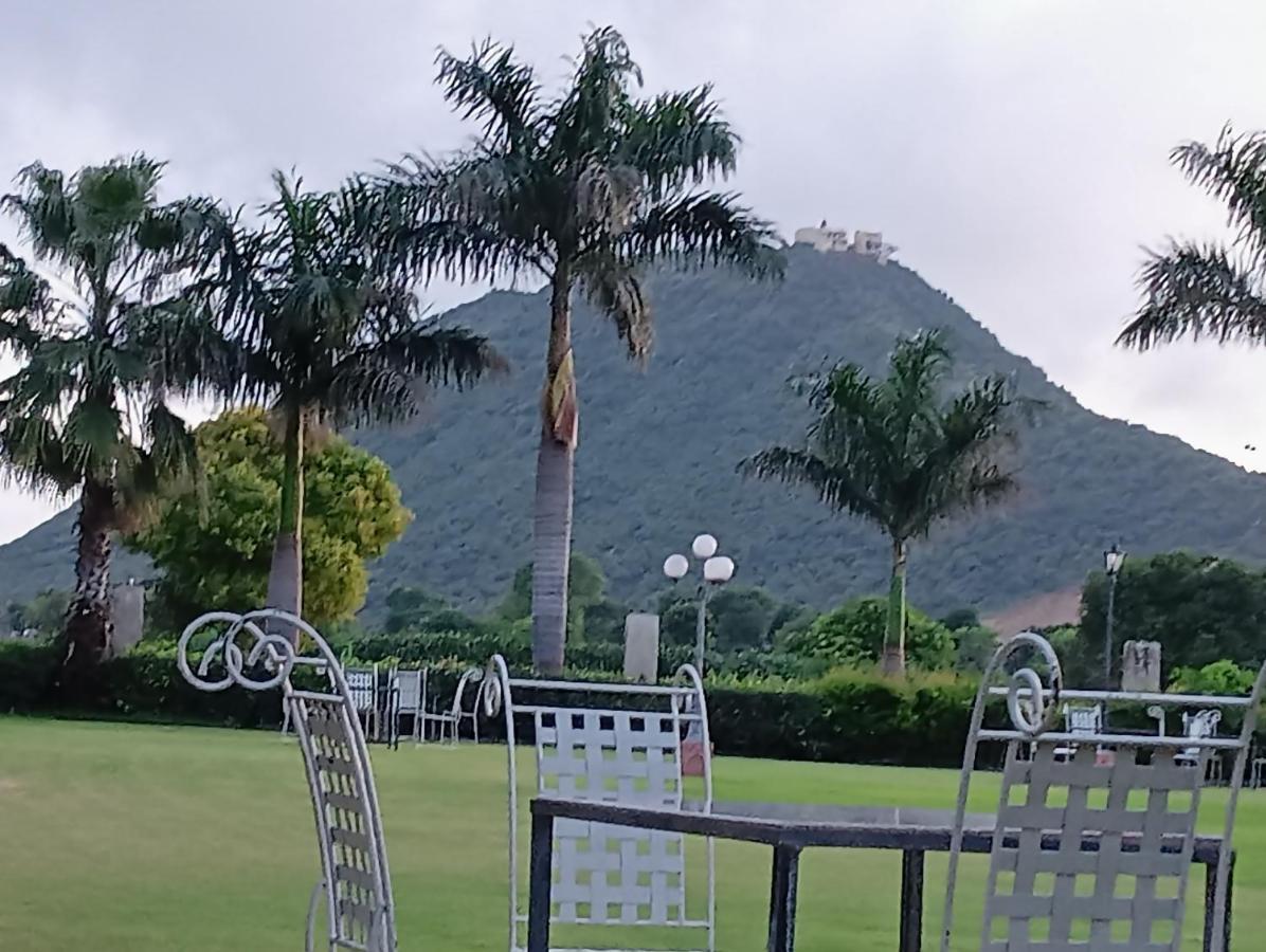 Resorts Country Side - Refined By Nature Pushkar Bagian luar foto