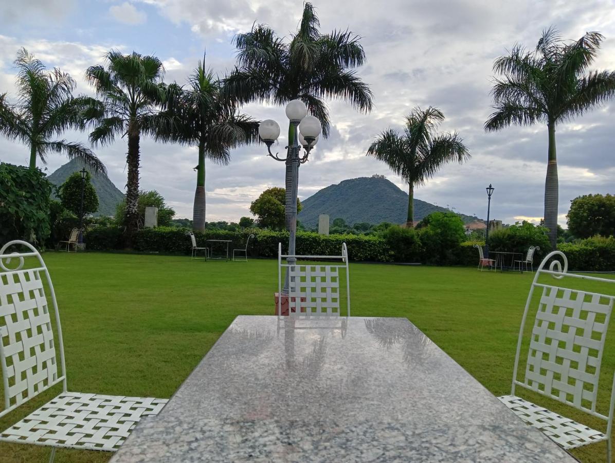 Resorts Country Side - Refined By Nature Pushkar Bagian luar foto
